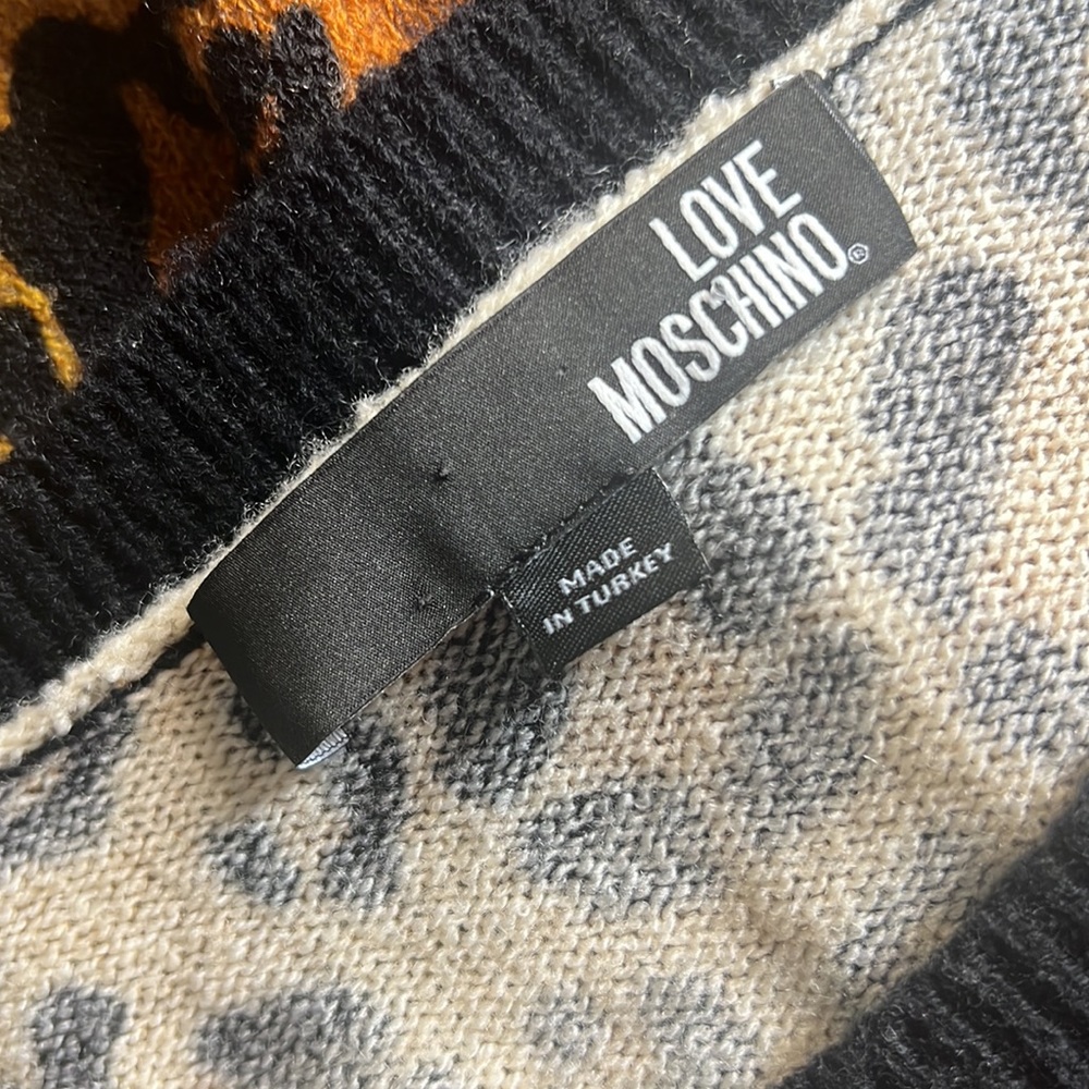 LOVE MOSCHINO Animal Leopard Print Short Sleeve Pullover Sweater Dress - Picture 11 of 13